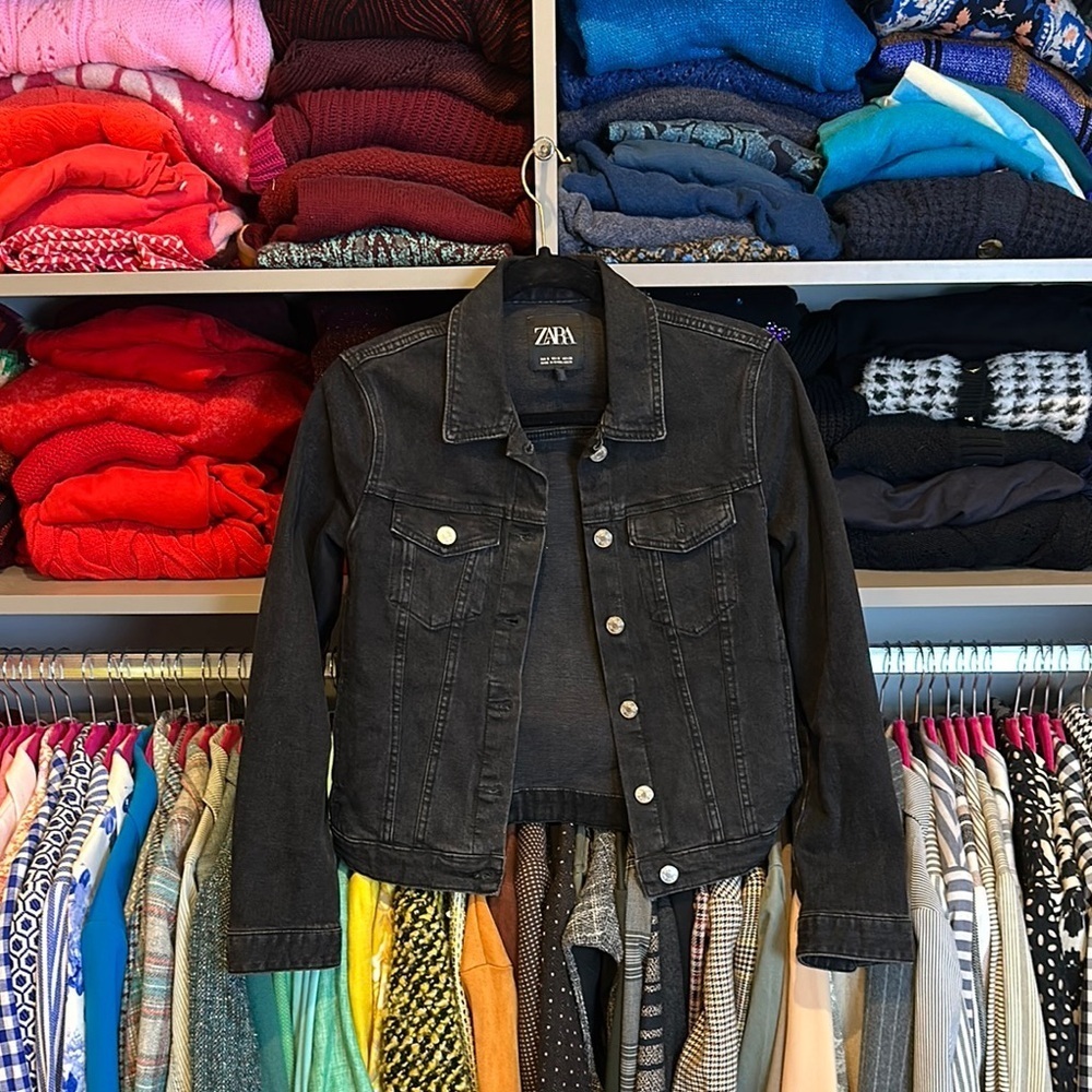 Zara black 4 pocket jean jacket size S